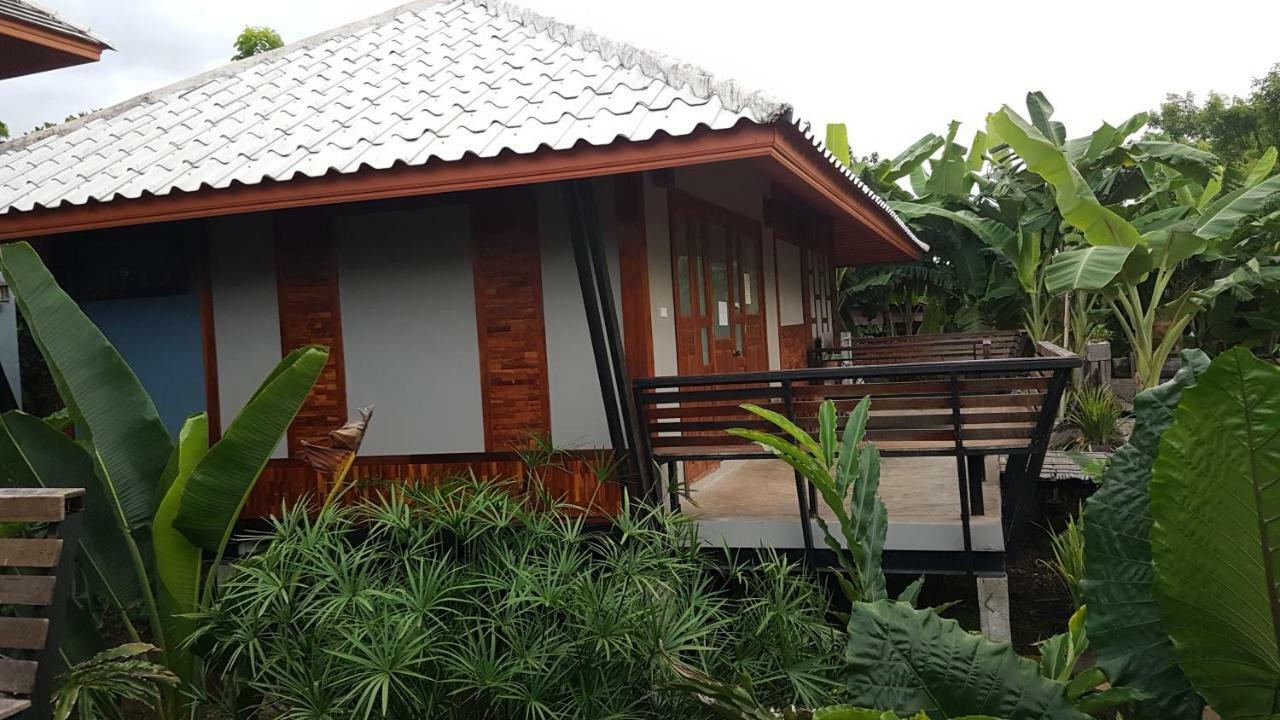 Slow Life Sabaidee Pai Bed And Breakfast Exterior photo